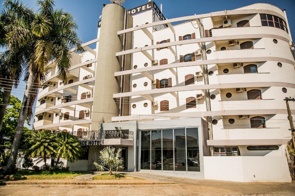 Piloes Palace Hotel Mineiros Kültér fotó